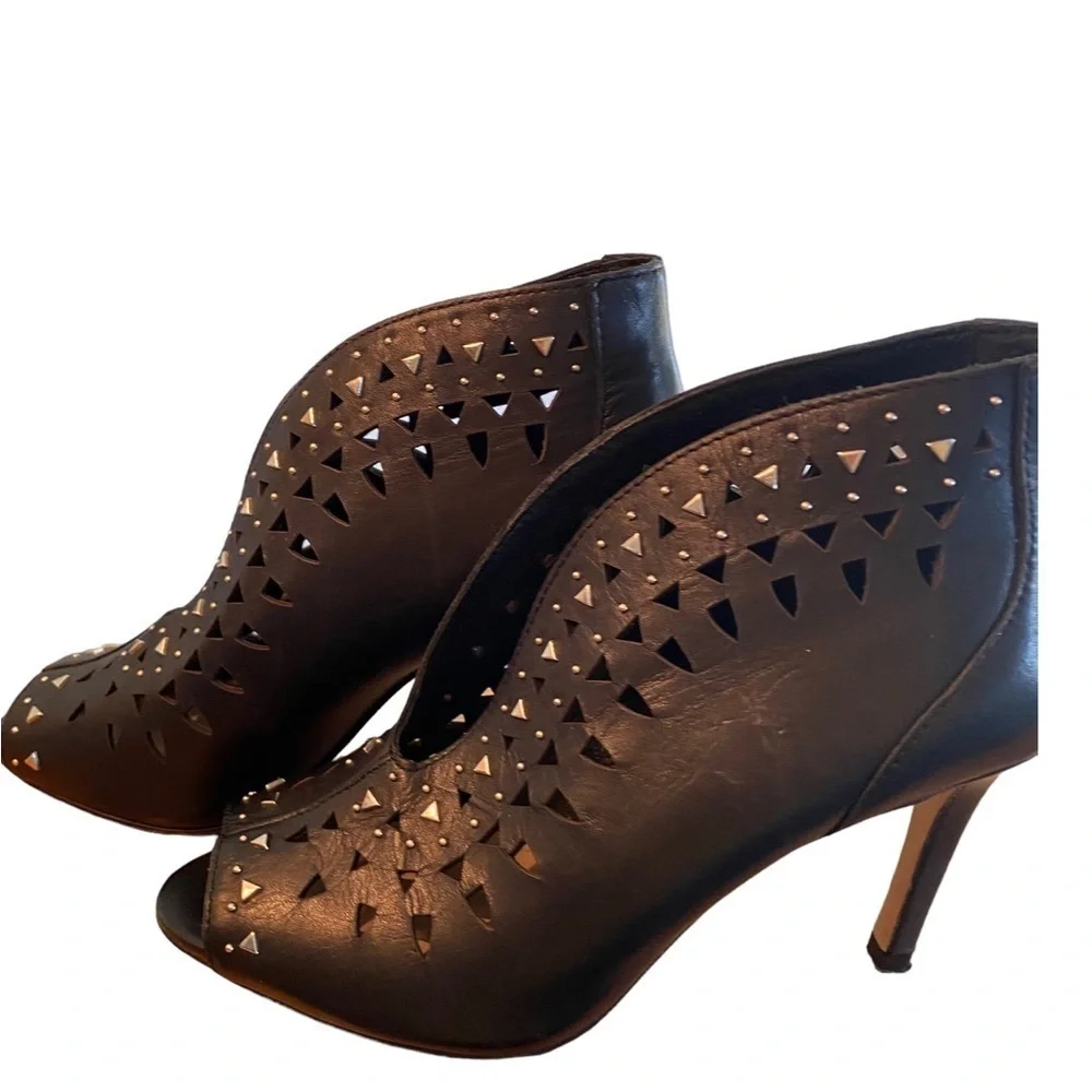Vince Camuto Peep Toe Leather Ankle Booties Black 6M